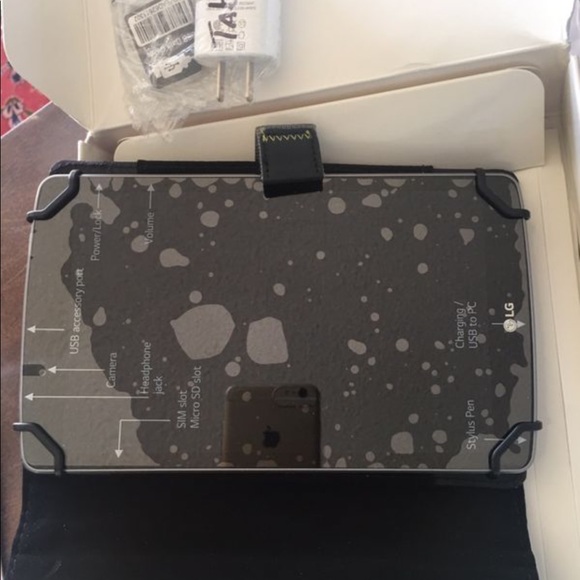 X SOLD X- Brand new tablet - Picture 3 of 3